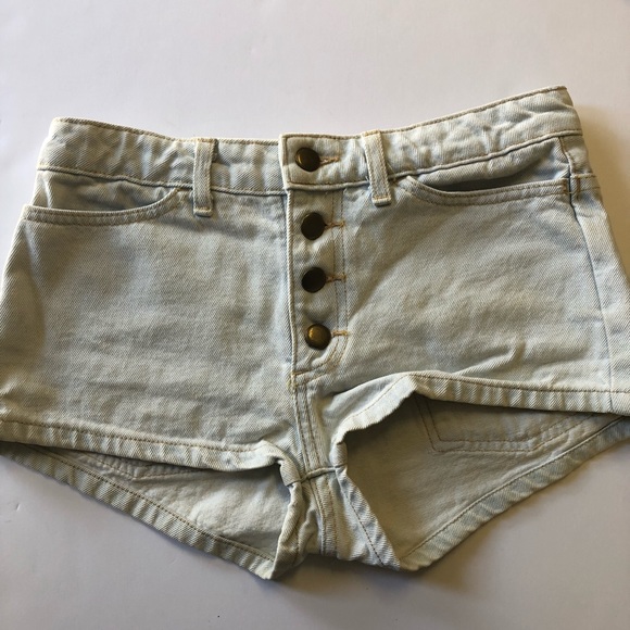AMERICAN APPAREL SHORTS - Picture 2 of 5